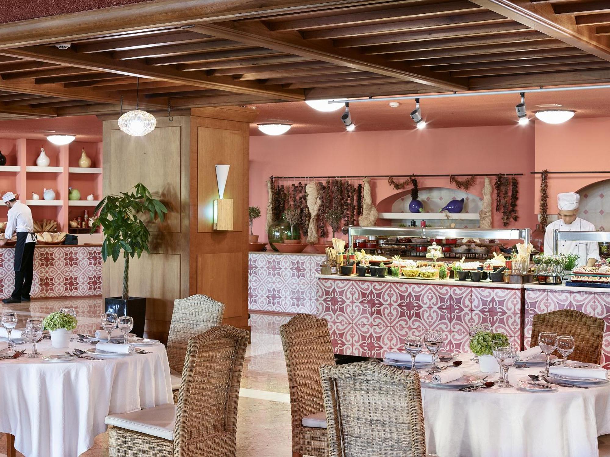 Grecotel Luxme Daphnila Bay (adults Only) Hotel
